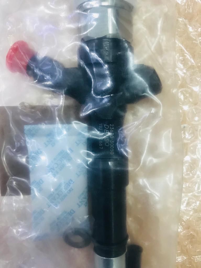 DENSO Diesel Injector Assy 23670-0E020